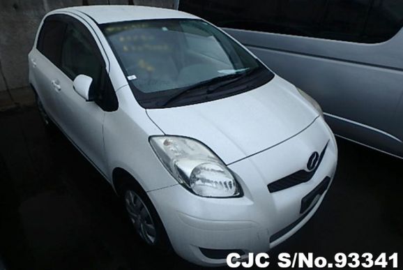 2010 Toyota / Vitz Stock No. 93341